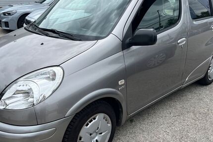 Toyota Yaris 112.000 km 2.200 &euro; Neumarkt 92318