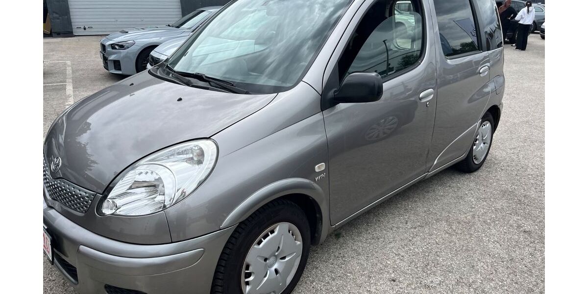 Toyota Yaris 112.000 km 2.200 &euro; Neumarkt 92318
