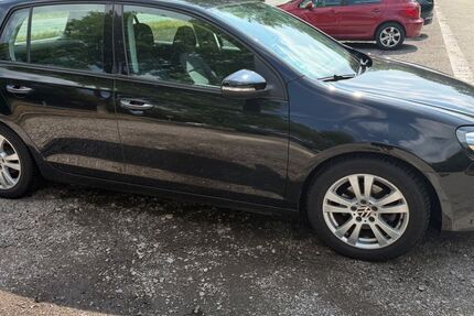 VW Golf 105.000 km 5.500 &euro; Dossenheim 69221