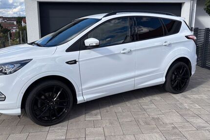Ford Kuga 51.427 km 14.499 &euro; Hohenfels 92366