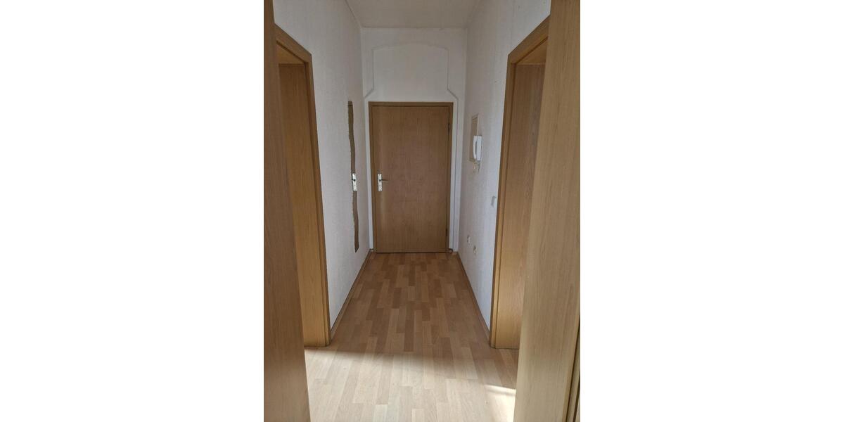 Hochparterre Lengenfeld - 2 Zimmer, 53 m&sup2;, 240&euro; | Angebot:25126830