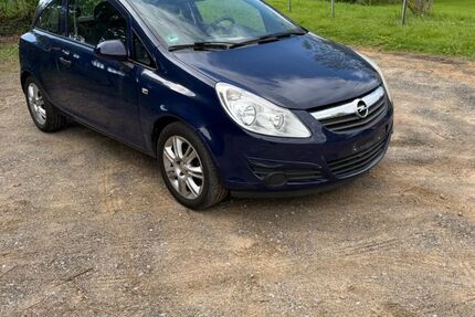 Opel Corsa 171.460 km 1.990 &euro; Seesen 38723