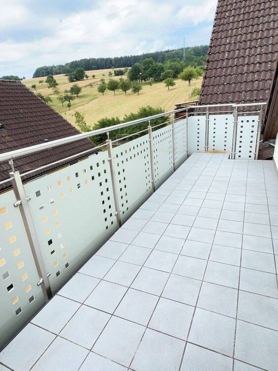 Dachgeschoßwohnung im Grünen