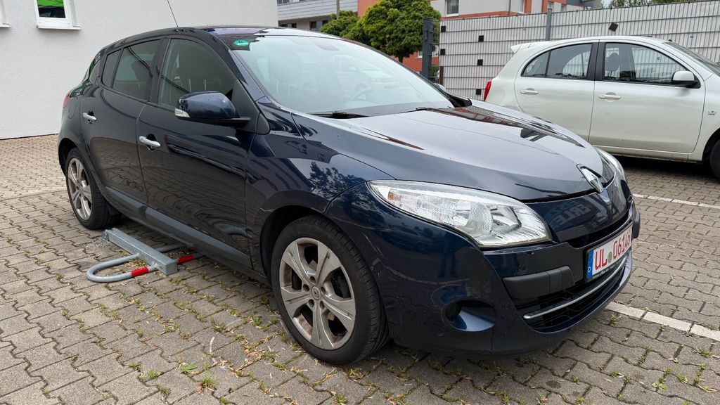 Renault Megane 196.219 km 1.200 &euro; Ulm 89077