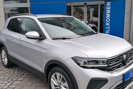 VW T-Cross 1.260 km 26.470 € Schmallenberg 57392