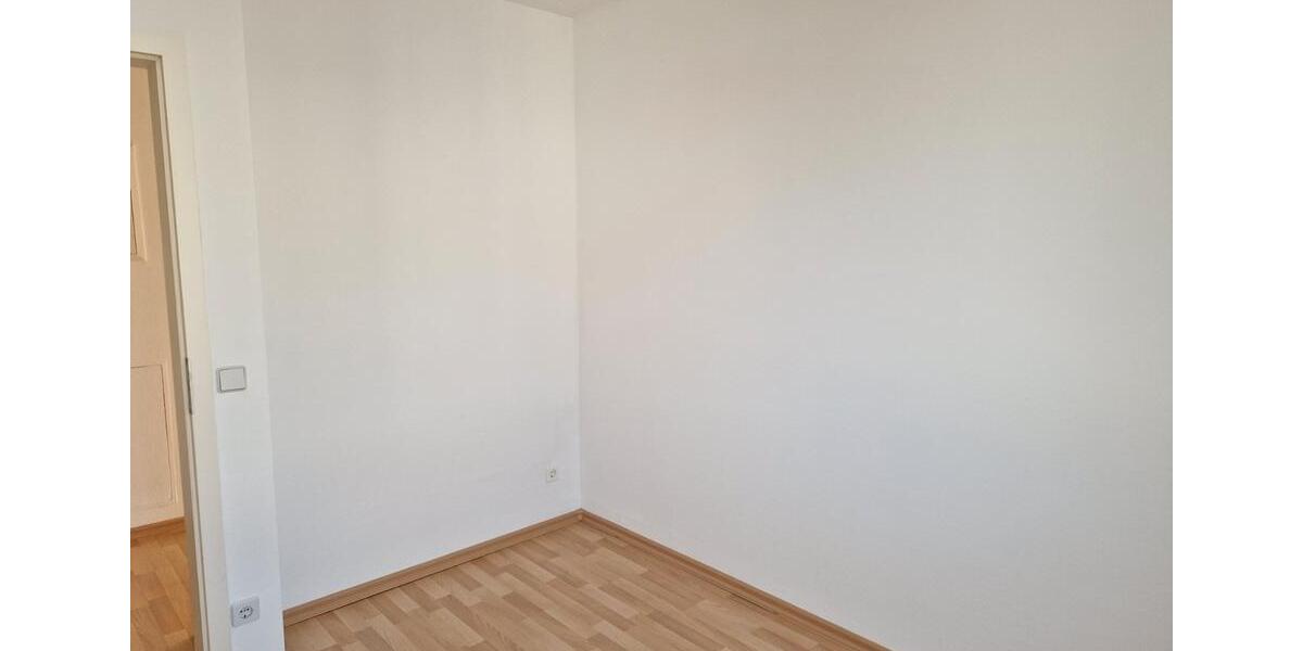 Etagenwohnung Magdeburg Brückfeld - 4 Zimmer, 83 m&sup2;, 166.000&euro; | Angebot:26374809