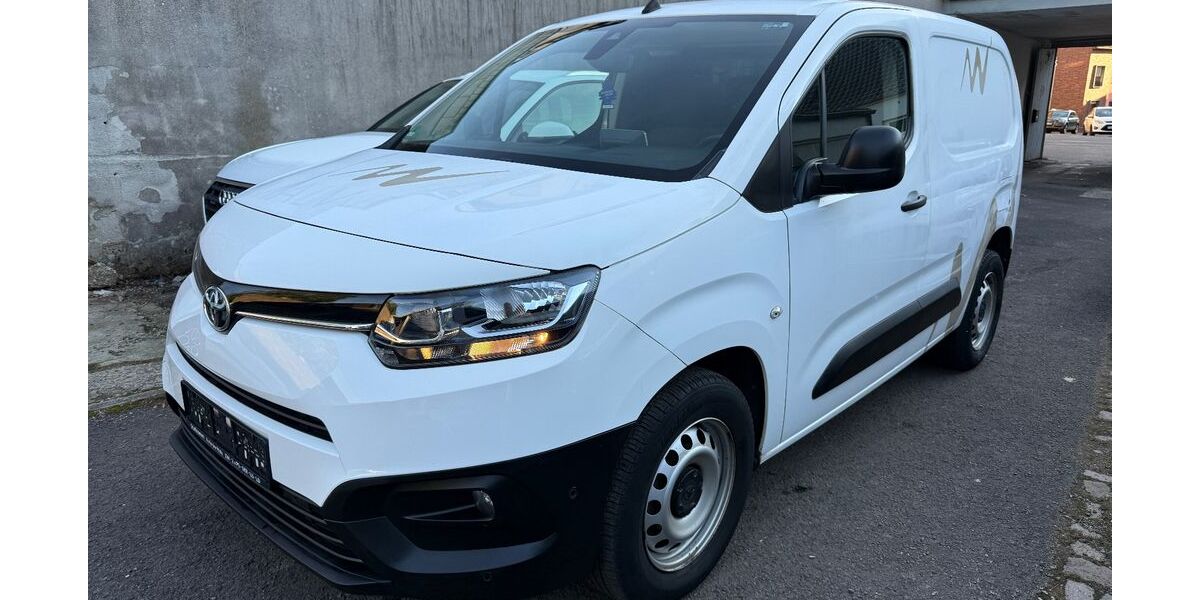 Toyota Proace City 48.400 km 13.400 &euro; Saarbrücken - Burbach 66115