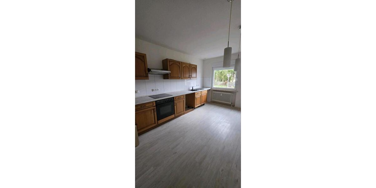 Erdgeschoßwohnung Kirchberg (Hunsrück) - 3 Zimmer, 85 m&sup2;, 820&euro; | Angebot:25543085