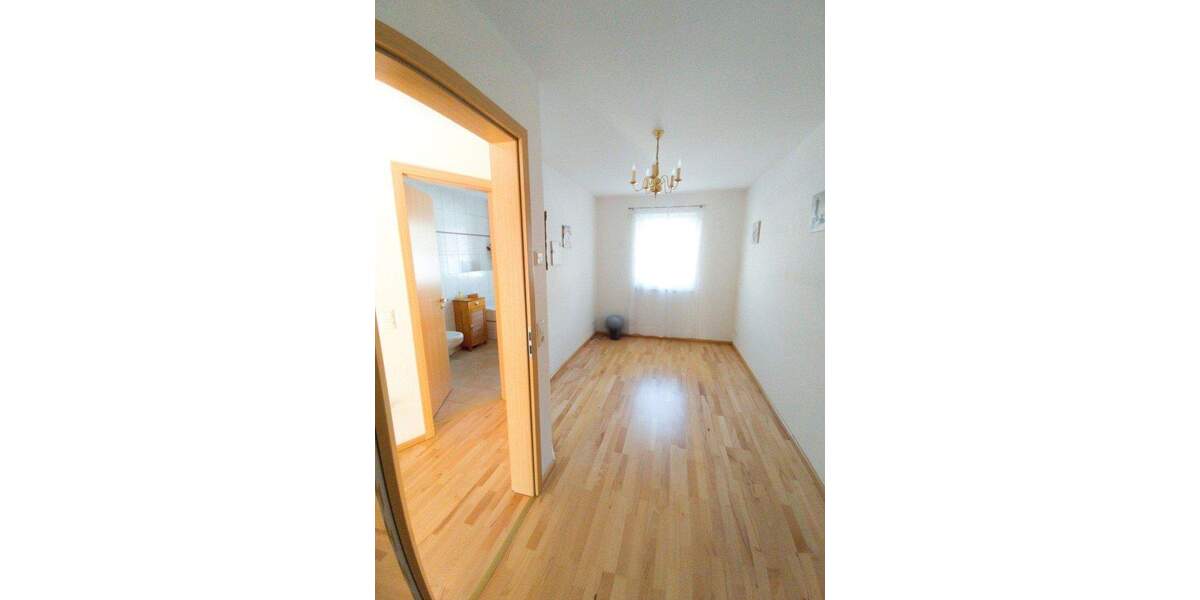 Reihenmittelhaus München Trudering-Riem - 5 Zimmer, 130 m&sup2;, 990.000&euro; | Angebot:25612290