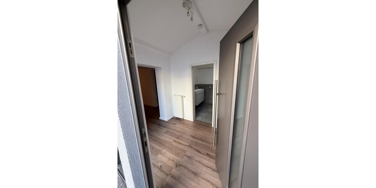 Einfamilienhaus Ludwigshafen am Rhein Ludwigshafen-Oggersheim - 3 Zimmer, 105 m&sup2;, 1.100&euro; | Angebot:24527894