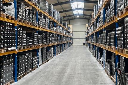 Palettenplätzen + Full-Service! Potsdam, Berlin zimmer