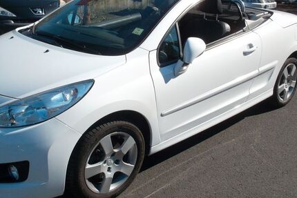 Peugeot 207 80.500 km 7.950 &euro; Ransbach Baumbach 56235