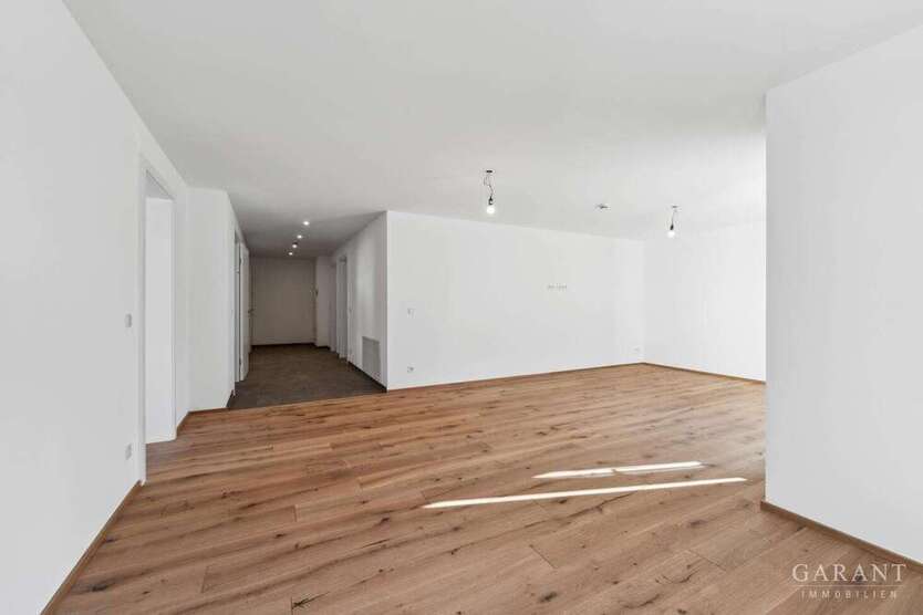 Wohnung zum Kaufen in München 2.100.000 € 201 m²