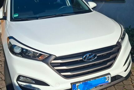 Hyundai TUCSON 124.000 km 12.999 &euro; Teningen 79331