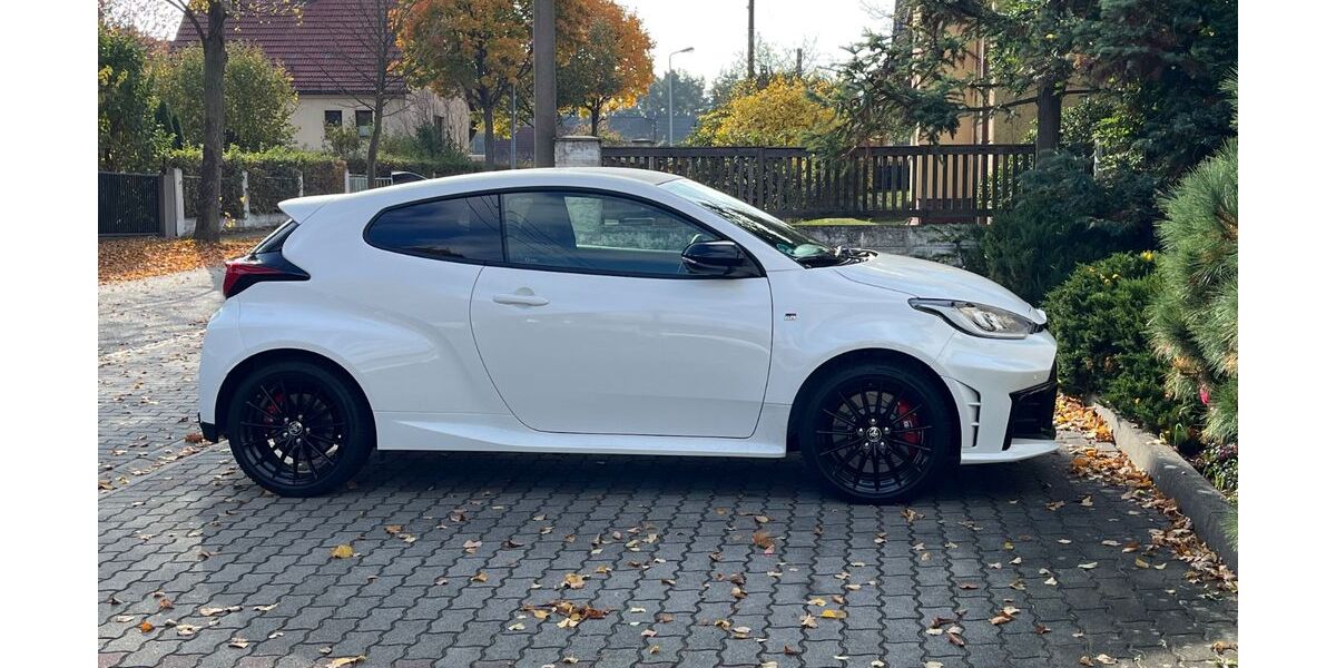 Toyota Yaris 20.900 km 42.490 &euro; Kesselsdorf 01723