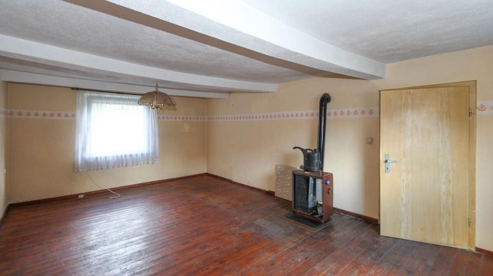 Einfamilienhaus Kaltennordheim - 3.5 Zimmer, 105 m&sup2;, 65.000&euro; | Angebot:26918719