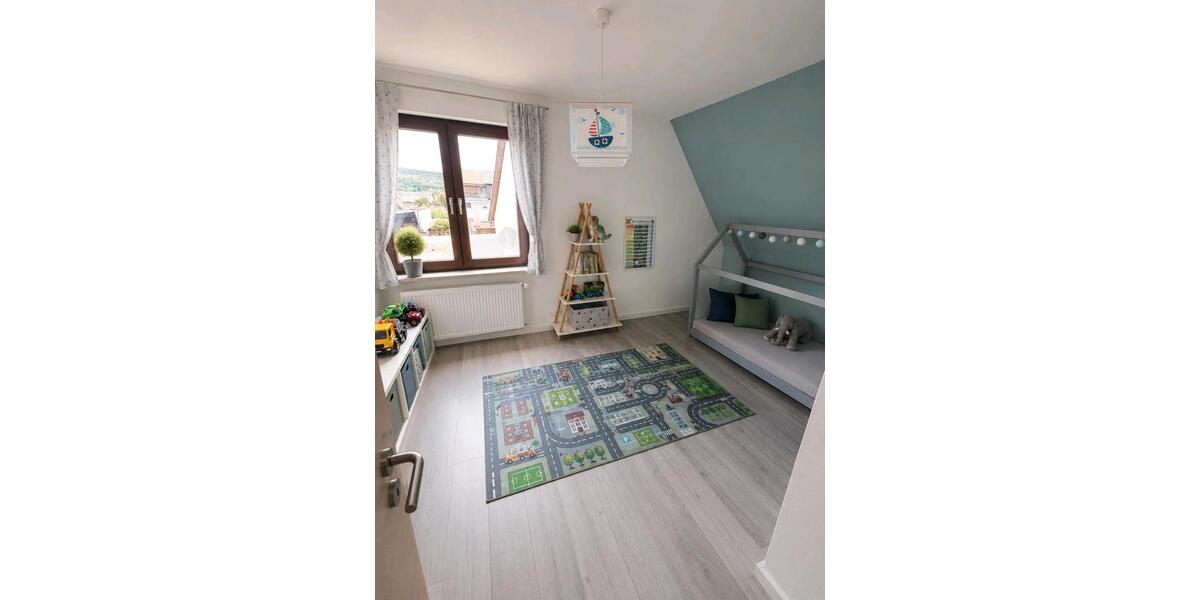 Einfamilienhaus Rinteln - 6 Zimmer, 130 m&sup2;, 245.000&euro; | Angebot:27021079