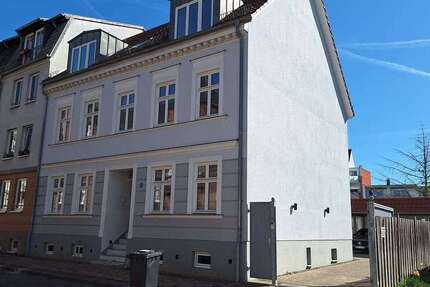 Wohnung Greifswald - 4 Zimmer, 62 m&sup2;, 799&euro; | Angebot:27314069