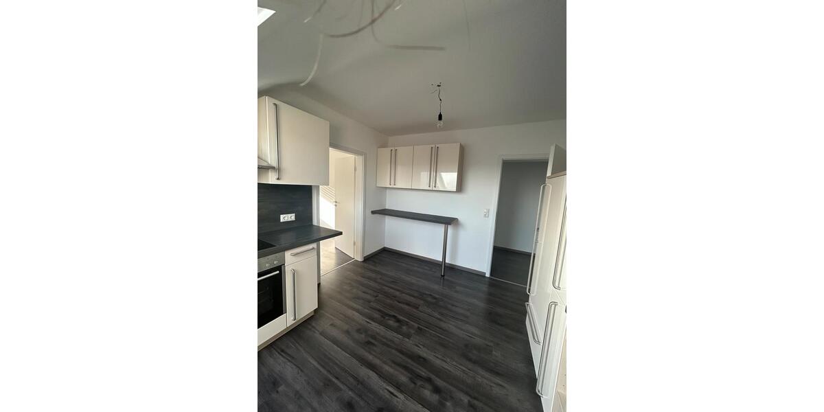 Etagenwohnung Uslar - 3 Zimmer, 100 m&sup2;, 850&euro; | Angebot:25304331