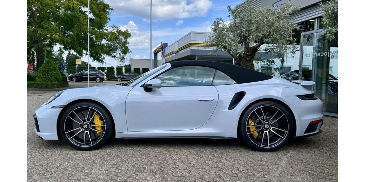 Porsche 992 4.492 km 247.950 &euro; Kamp-Lintfort 47475