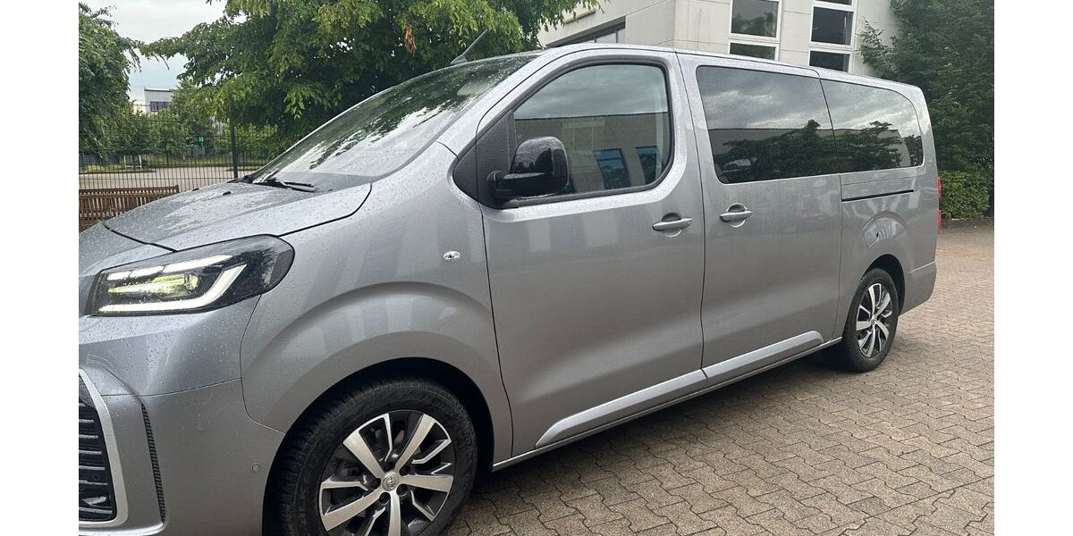 Toyota Proace (Verso) 29.999 km 31.999 &euro; Troisdorf 53842