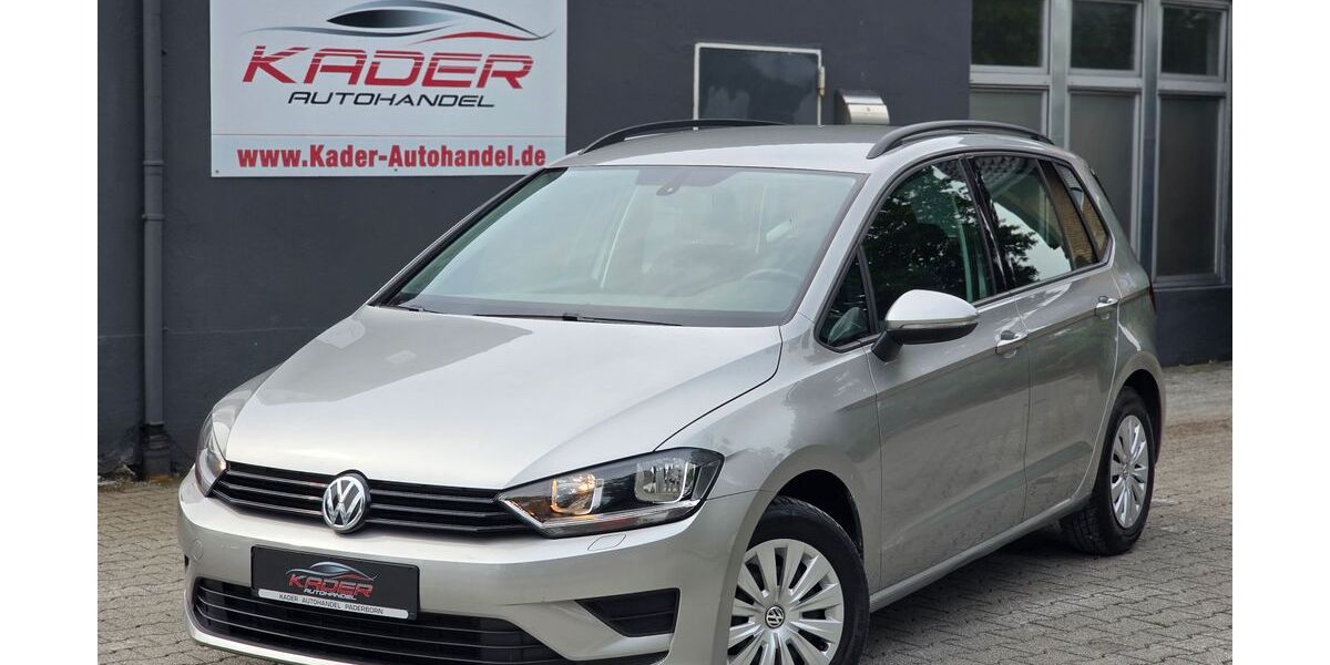 VW Golf Sportsvan 124.000 km 8.790 &euro; Paderborn 33104