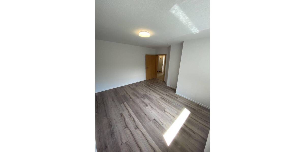 Etagenwohnung Großenkneten - 2 Zimmer, 75 m&sup2;, 950&euro; | Angebot:26867076