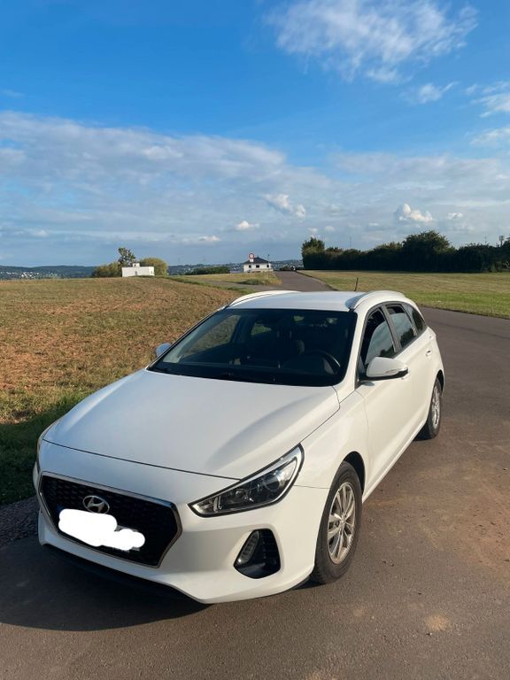 i30