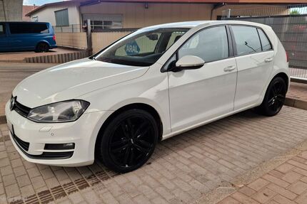 VW Golf 152.000 km 9.700 &euro; Kappelrodeck 77876