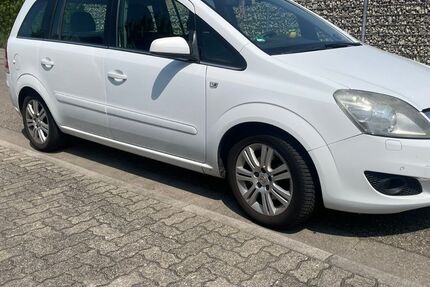 Opel Zafira 210.000 km 2.300 &euro; Römerberg 67354