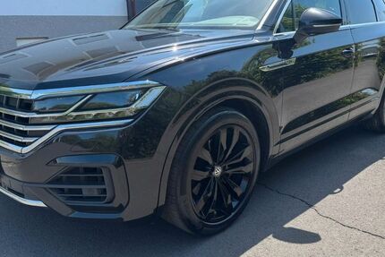 VW Touareg 375.672 km 21.420 &euro; Schlüchtern 36381