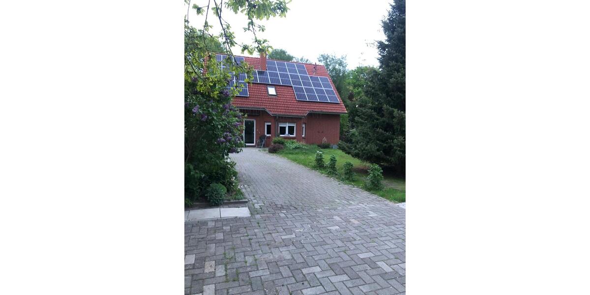 Freistehendes Einfamilienhaus mit 2000 qm Garten 6 zimmer