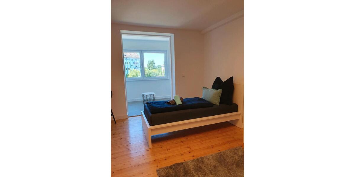 Etagenwohnung Eggenstein-Leopoldshafen Leopoldshafen - 4 Zimmer, 110 m&sup2;, 3.000&euro; | Angebot:24772644