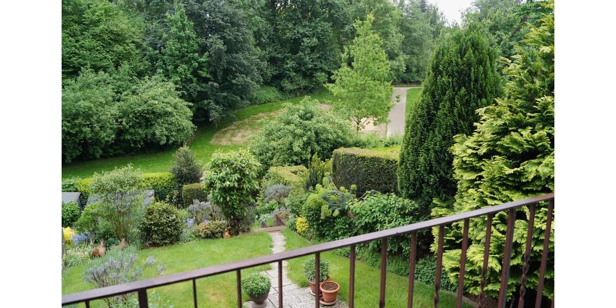 Kernsaniertes Einfamilien-Endhaus mit Garage 7 zimmer