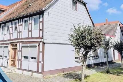 Haus Bismark (Altmark) Bismark - 7 Zimmer, 100 m&sup2;, 49.000&euro; | Angebot:26451418