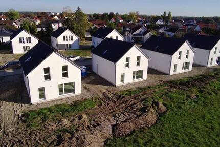 *** Schlüsselfertiges KfW-40 Einfamilienhaus in IllertissenAu ***
