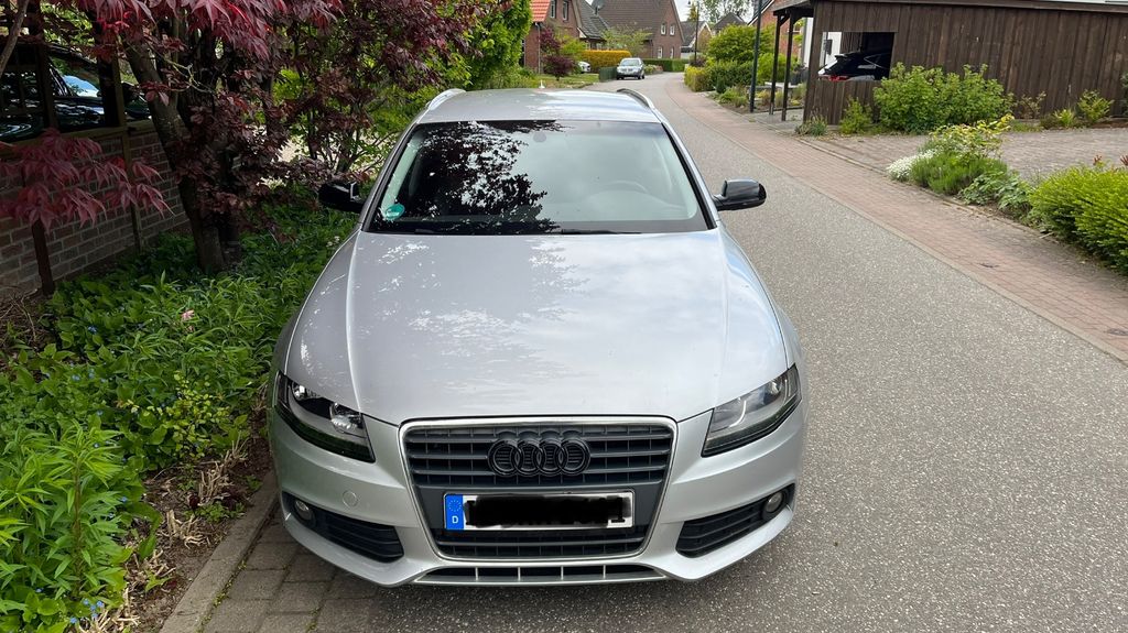 Audi A4 183.000 km 8.450 &euro; Krempe 25361