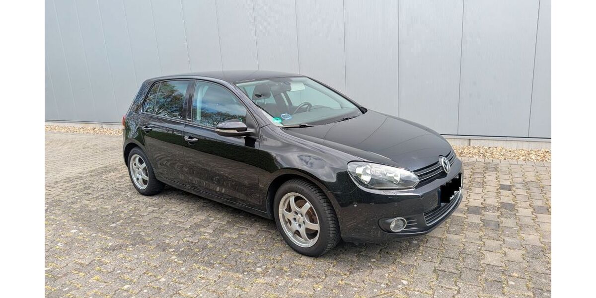 VW Golf 95.600 km 8.000 &euro; Goch 47574