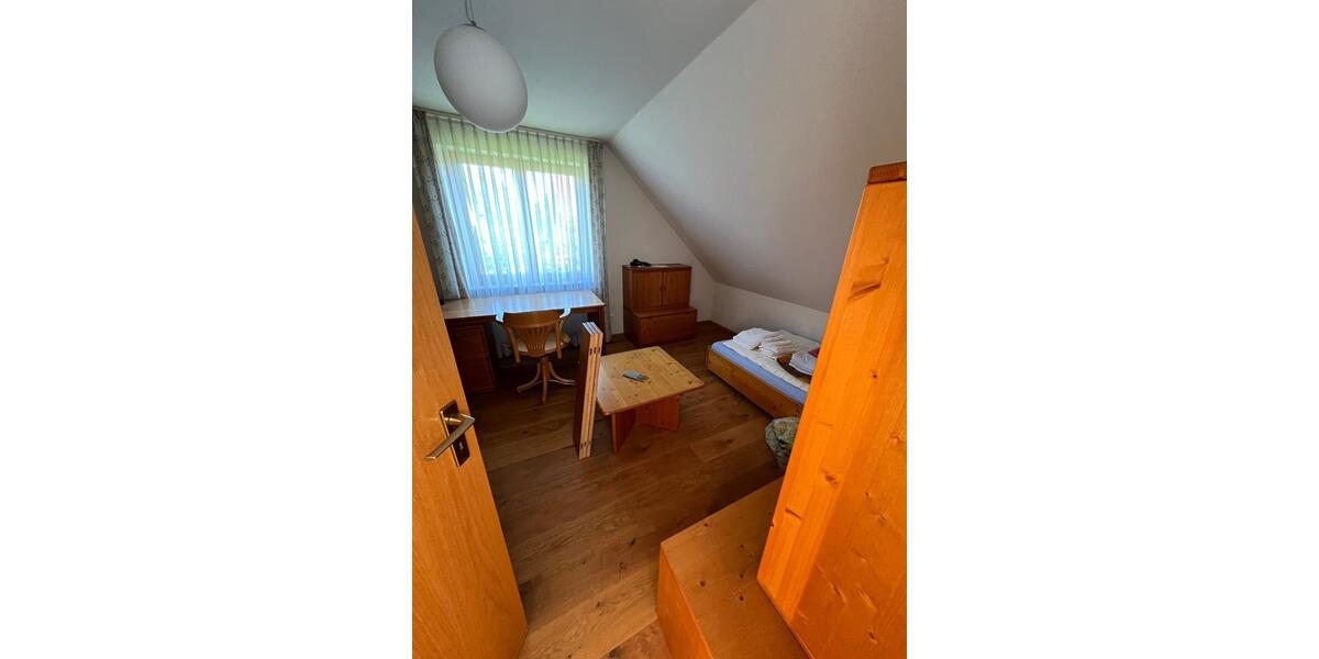 Einfamilienhaus Ulm Söflingen - 6 Zimmer, 150 m&sup2;, 1.900&euro; | Angebot:23281094
