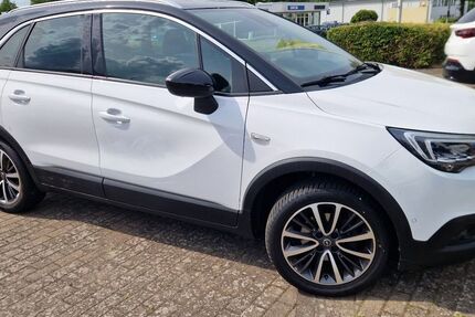 Opel Crossland (X) 95.939 km 12.450 &euro; Schwerin 19055