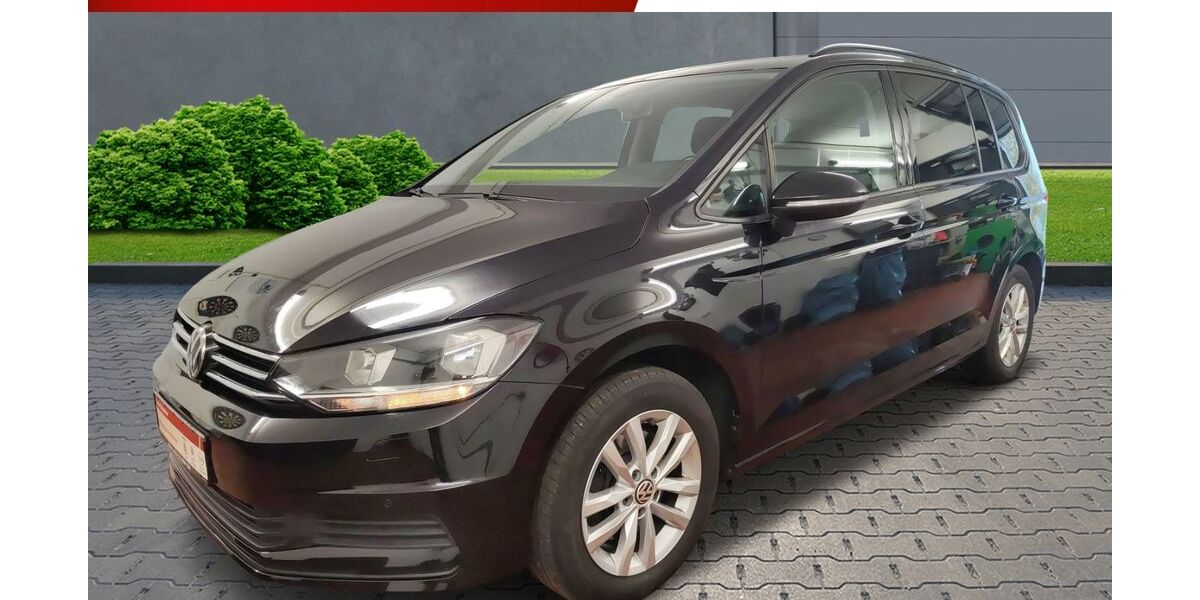 VW Touran 79.800 km 15.860 € Marktredwitz 95615