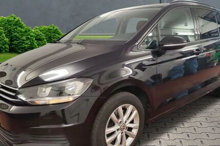 VW Touran 79.800 km 15.870 € Marktredwitz 95615