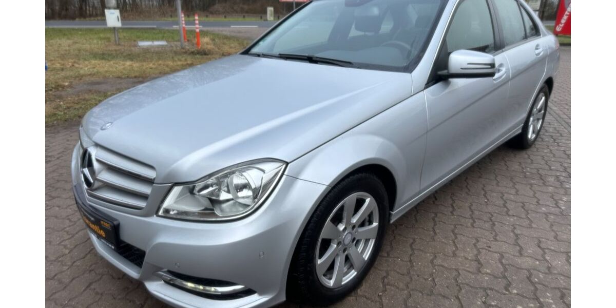 Mercedes-Benz C 180 124.700 km 10.900 &euro; Wietzen 31613