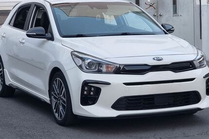 Kia Rio 55.000 km 14.100 &euro; Lüdenscheid 58515