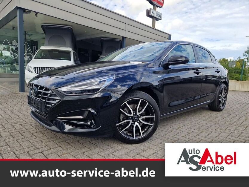 i30