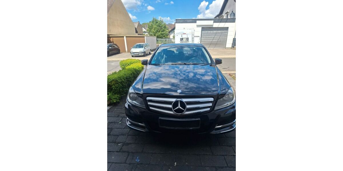 Mercedes-Benz C 180 193.000 km 6.200 &euro; Weibern 56745