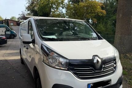 Renault Trafic 178.500 km 8.500 &euro; Hamburg 21109