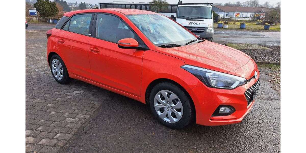 Hyundai i20 55.320 km 9.790 &euro; Lebach 66822