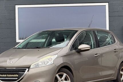 Peugeot 208 152.000 km 3.480 &euro; Lauda-Königshofen 97922