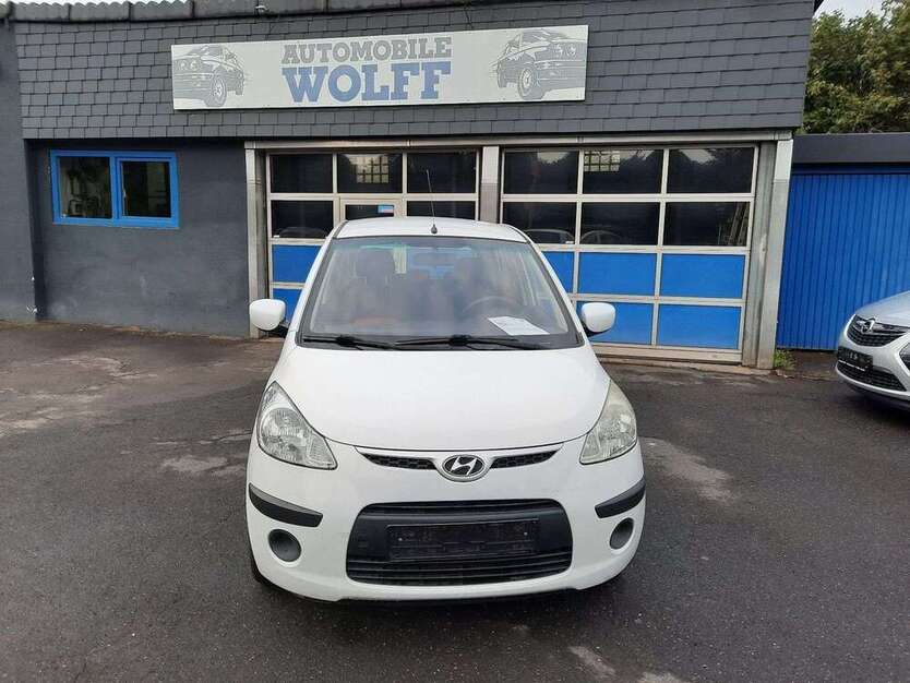 i10